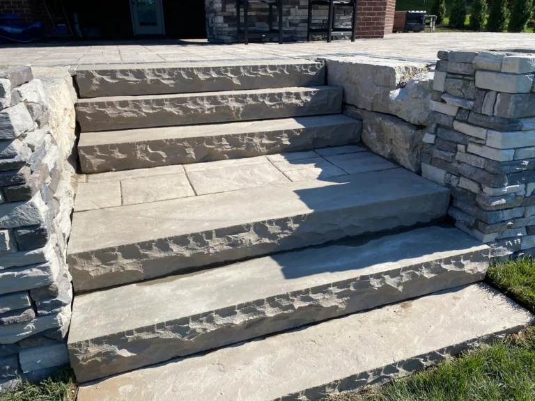 Backyard_Patio_Swimming_Pool_Stair_retaining_wall