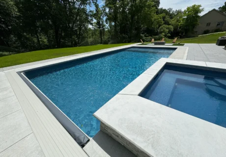 Balanced Backyard swimming pool and spa - Dig2Swim