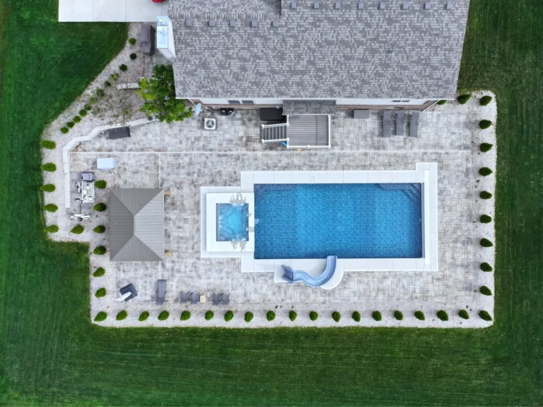 South Lyon Inground Swimming Pool and Spa -Dig2Swim