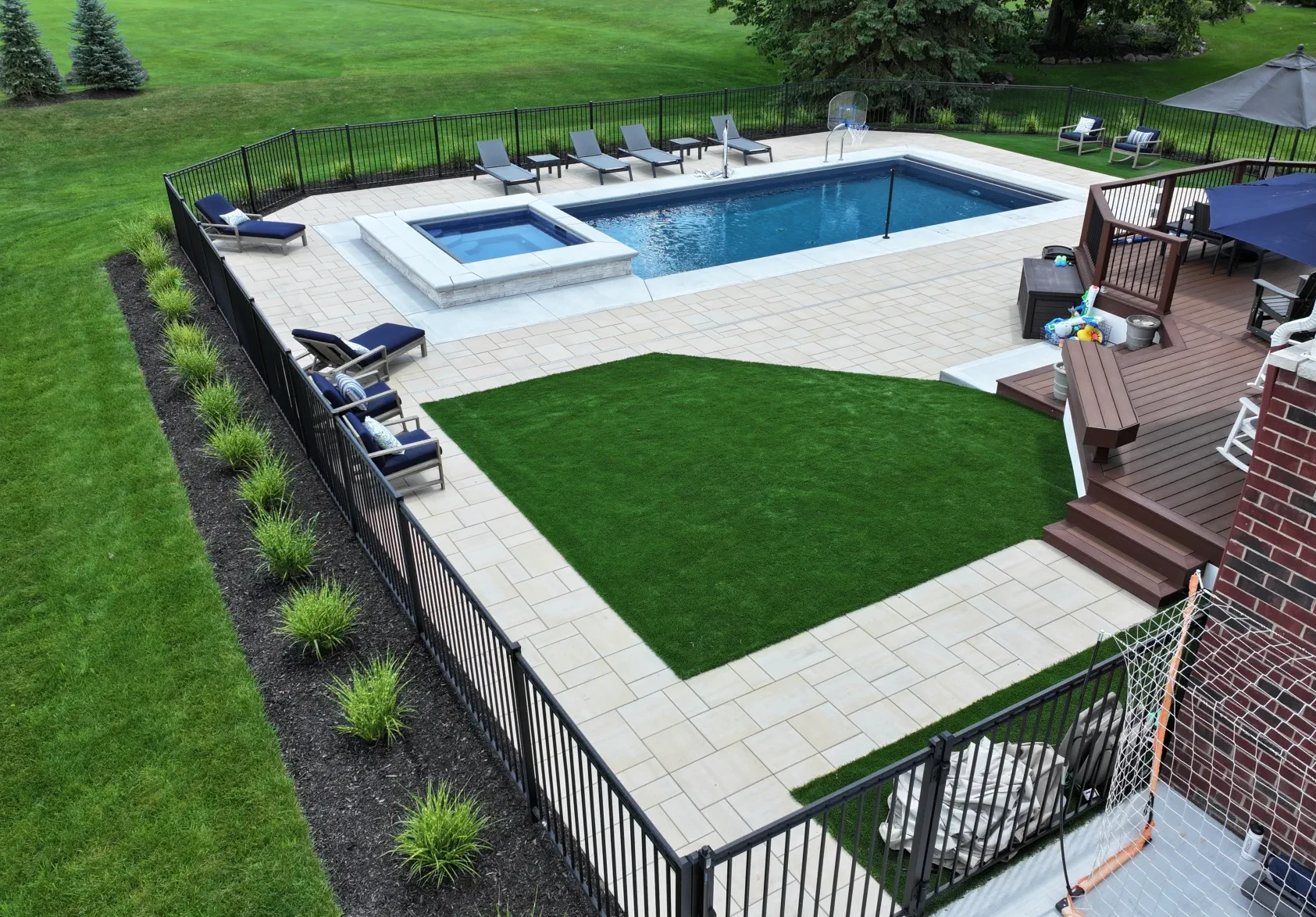Hidden Gem Swimming Pool and Spa 1 - South Lyon MI