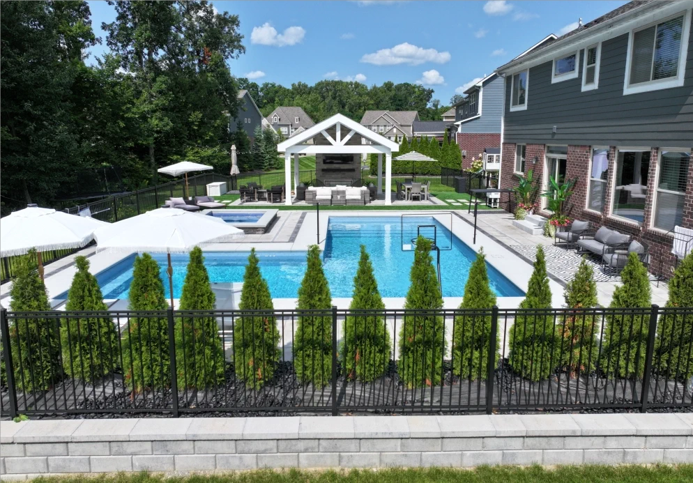 Zenith Retreat Swimming Pool and Spa - Commerce Twp